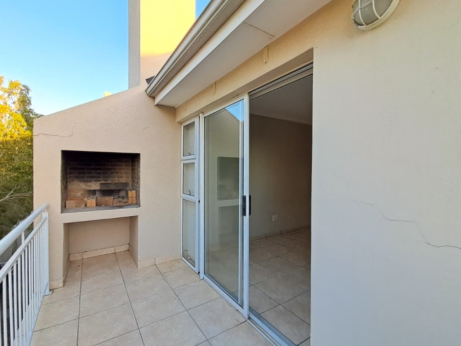 To Let 2 Bedroom Property for Rent in Burgundy Estate Western Cape